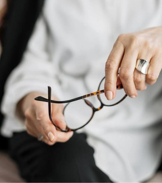 Wirkungsvolles Life-Coaching in Hamburg, Frau mit Brille